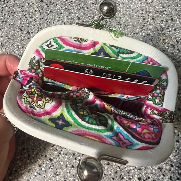 👛VERA BRADLEY KISSLOCK COIN PURSE - Picture 6 of 16